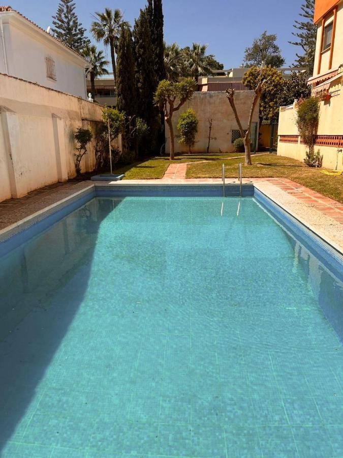 Pedregalejo Playa, Piscina Y Parking Apartamento Málaga Exterior foto